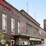 Ibis Hauptbahnhof Hotel 3*