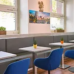 Ibis Hauptbahnhof 3*
