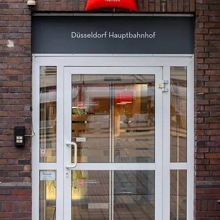 Отель Ibis Hauptbahnhof Дюссельдорф