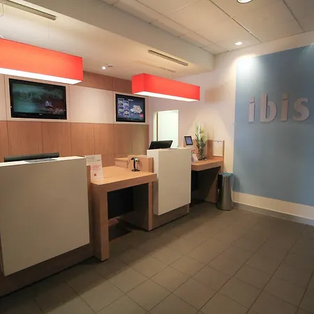 Ibis Hauptbahnhof Dusseldorf