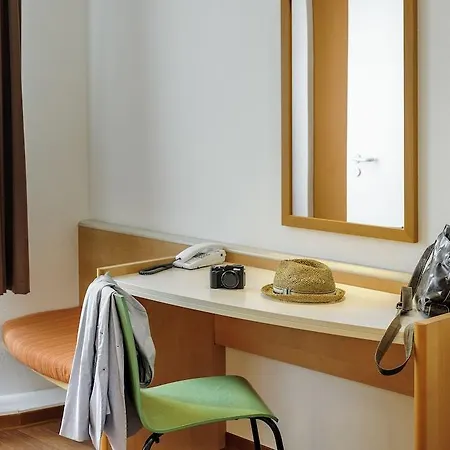 Ibis Hauptbahnhof 2* Dusseldorf