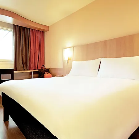 Ibis Hauptbahnhof 2*