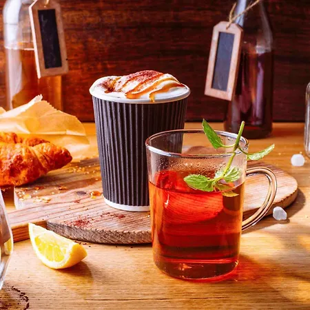 Hotel Ibis Hauptbahnhof 2*