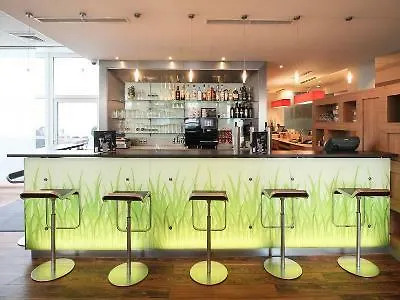 Ibis Hauptbahnhof Dusseldorf
