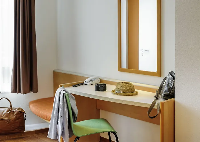 Otel Ibis Hauptbahnhof 3*