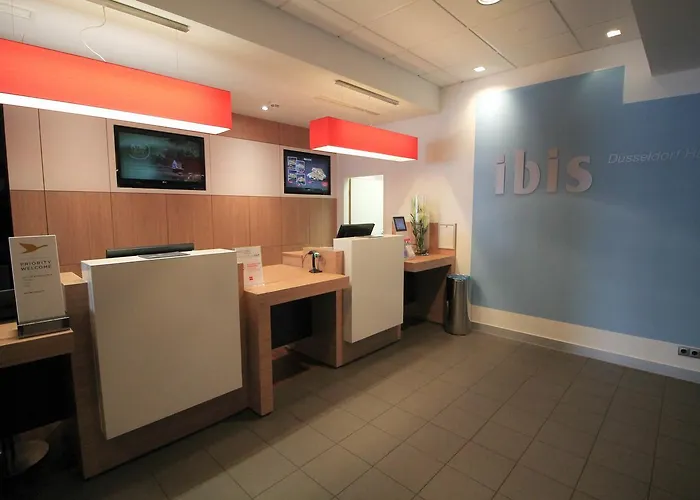 Ibis Hauptbahnhof Ντίσελντορφ