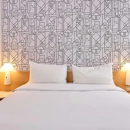 Ibis Hauptbahnhof Szálloda 3*