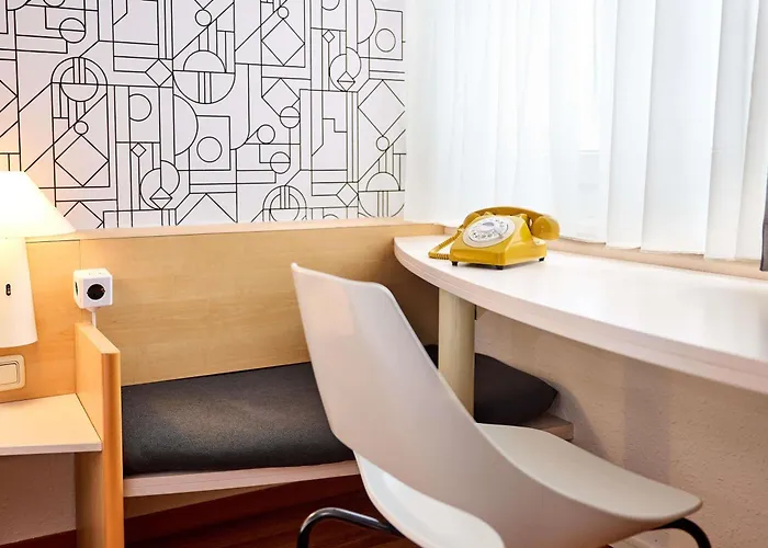 Ibis Hauptbahnhof Hotell 3*
